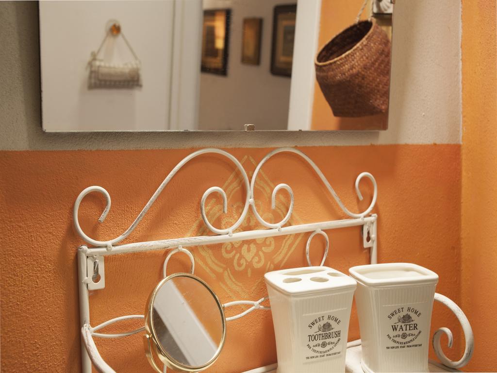 B&B Contrada Lunga Abbadia Lariana Exterior photo